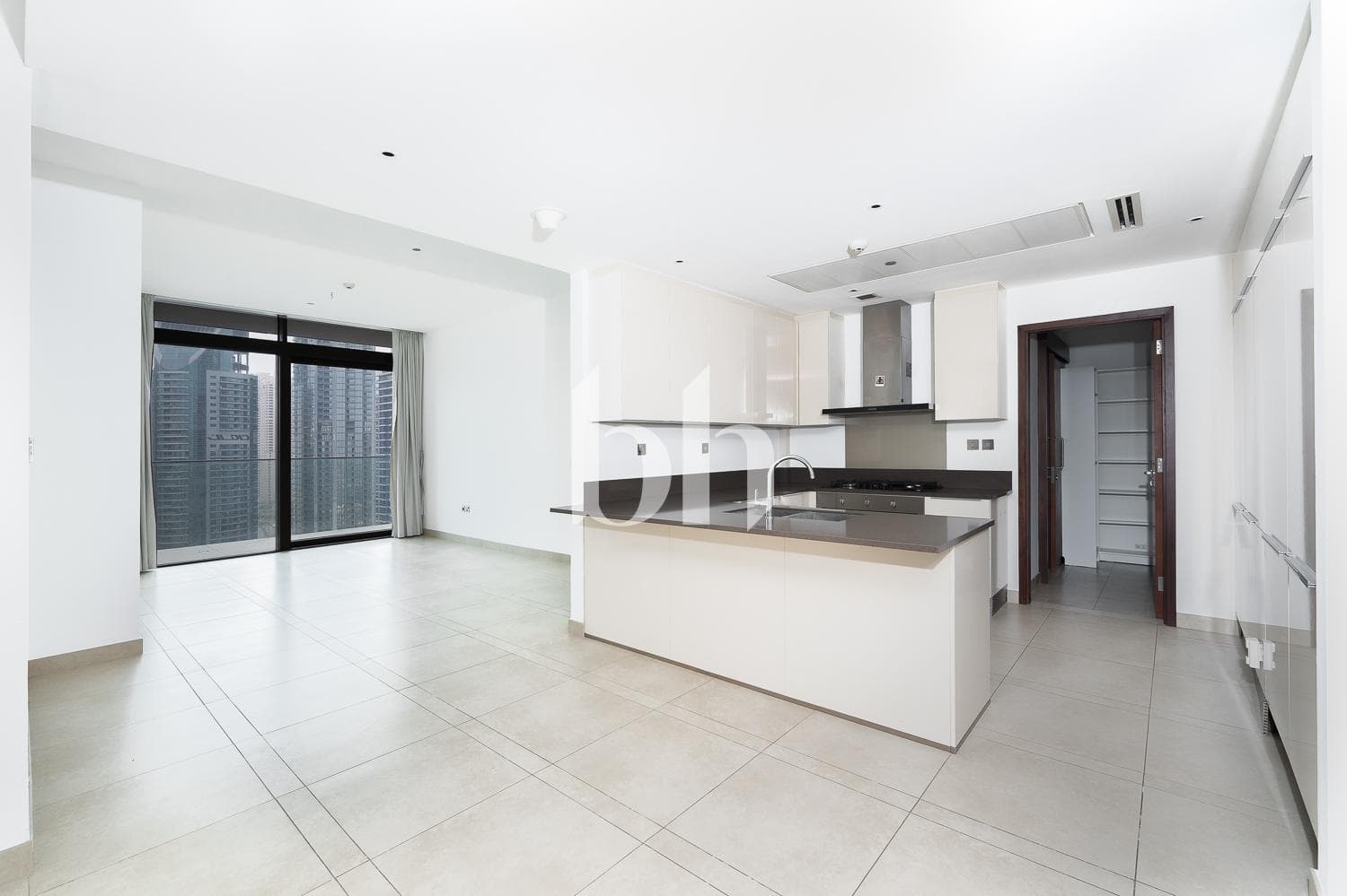 3 Bedroom Apartment in Marina Gate 1