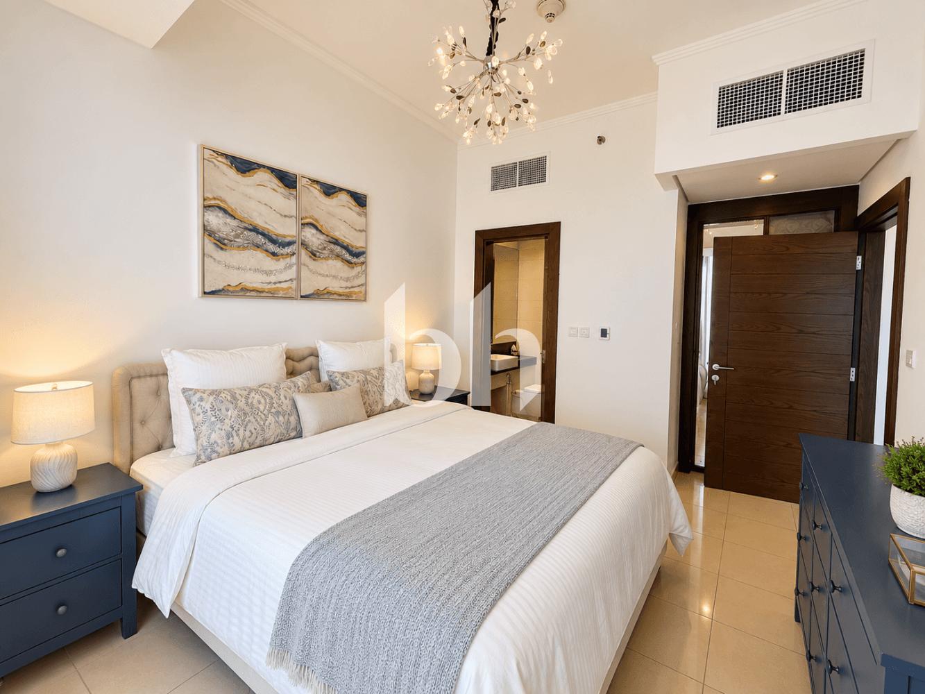 1 Bedroom Apartment in Silverene Tower B - photo 2