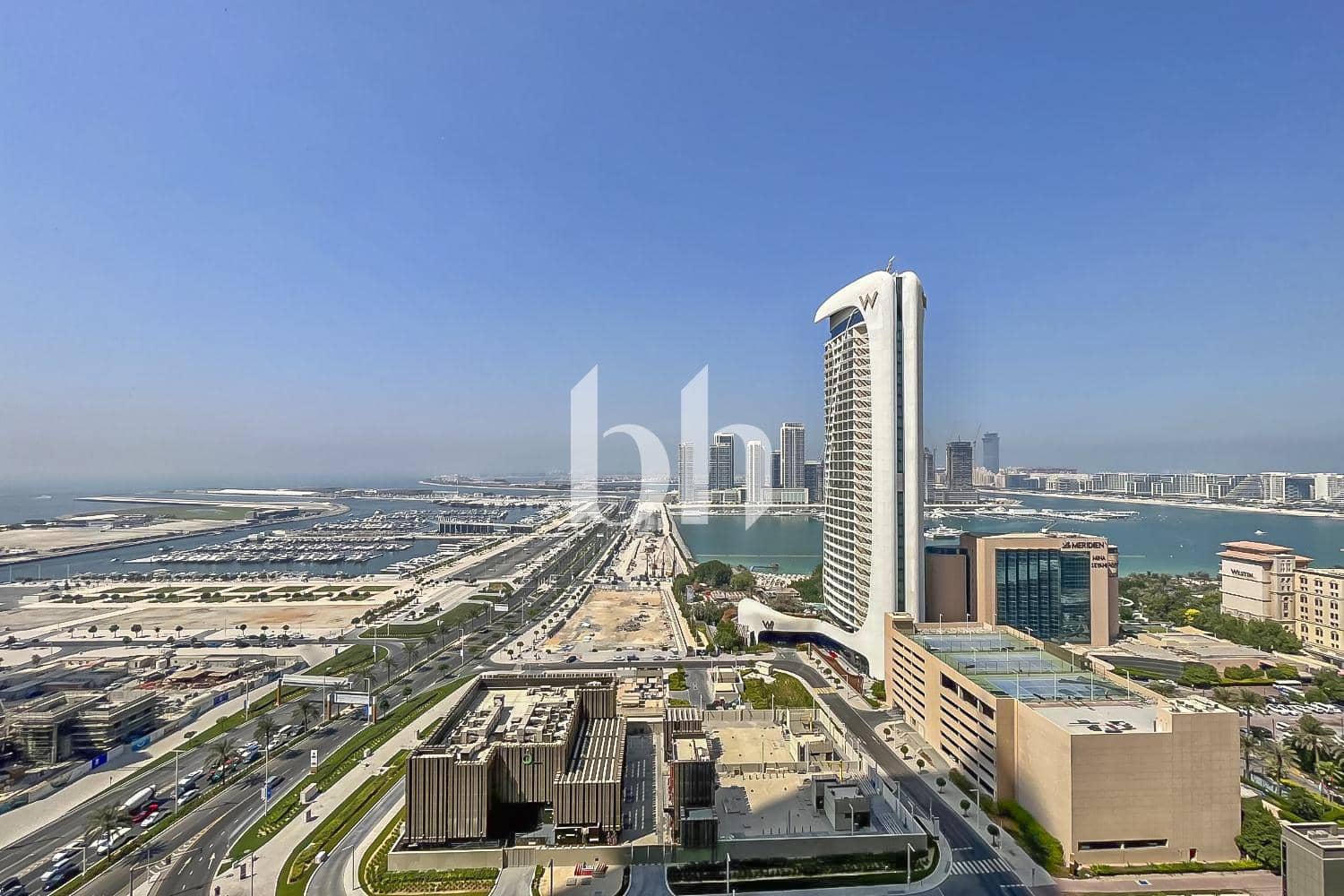 1 Bedroom Apartment in Elite Residence - photo 1
