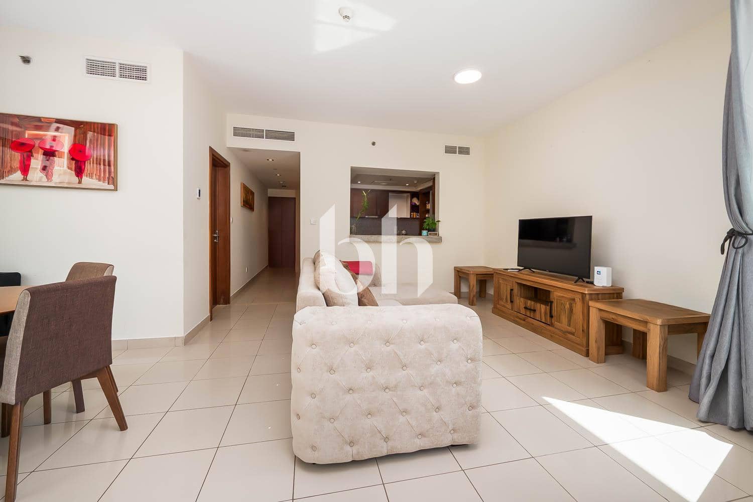 1 Bedroom Apartment in Sanibel Tower - photo 2