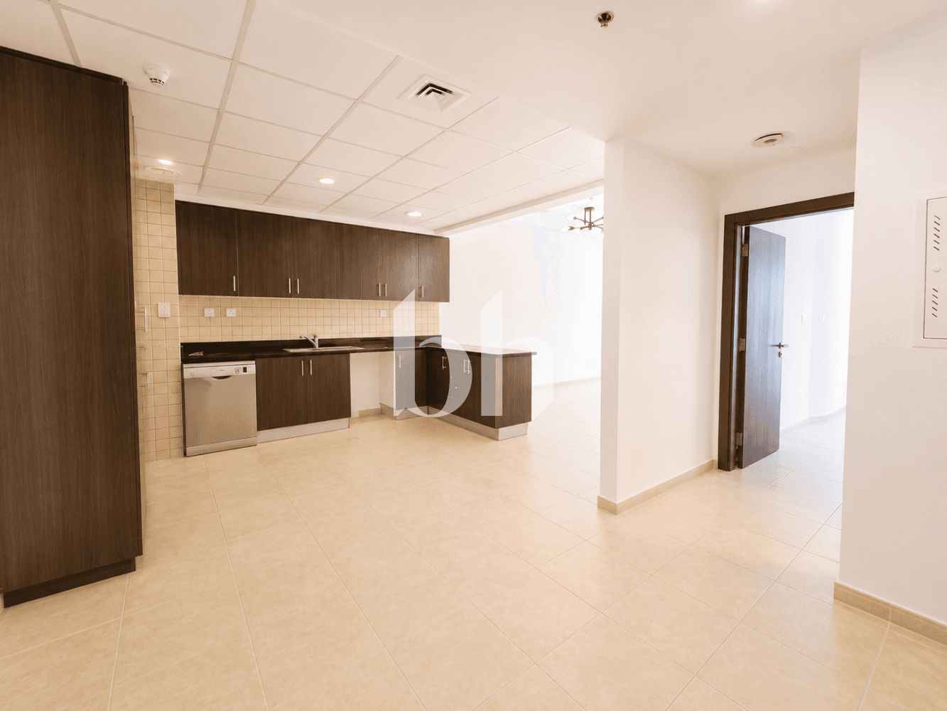 1 Bedroom Apartment in Elite Residence - photo 1