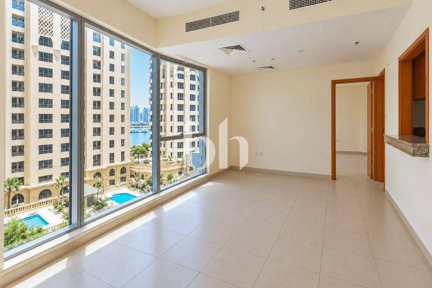 1 Bedroom Apartment in Attessa Tower - photo 2