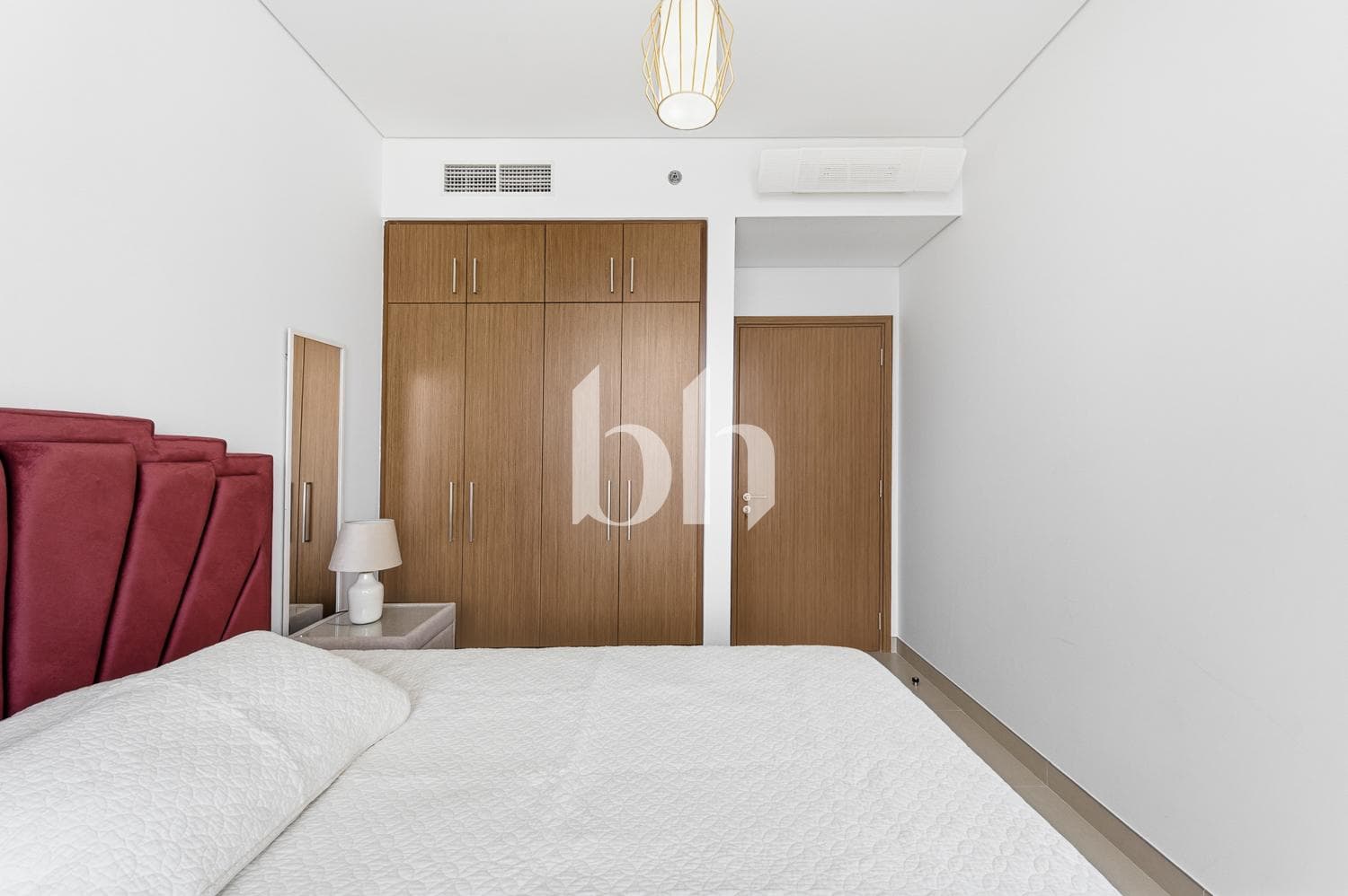 2 Bedroom Apartment in 5242 Tower 2 - photo 2