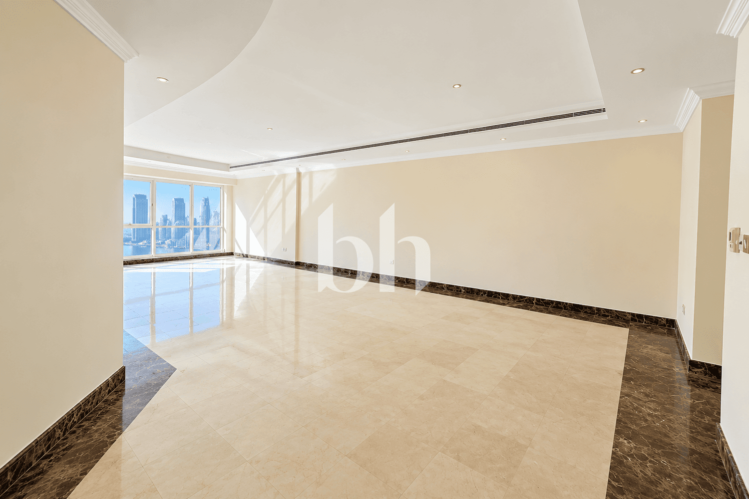 3 Bedroom Apartment in Al Seef Tower - photo 1