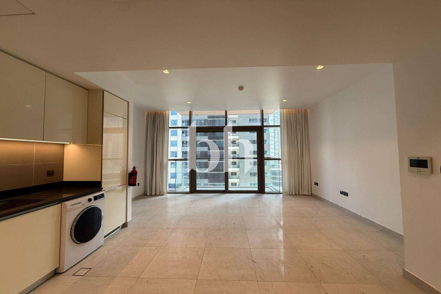 1 Bedroom Apartment in No.9 - photo 1