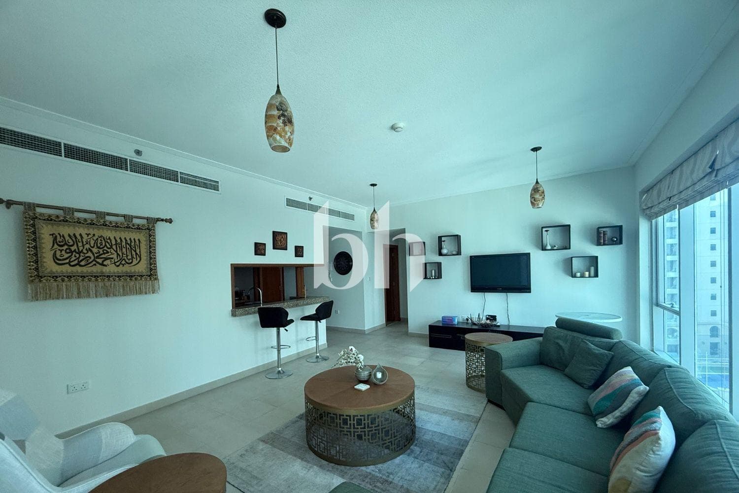 2 Bedroom Apartment in Shemara Tower - photo 1