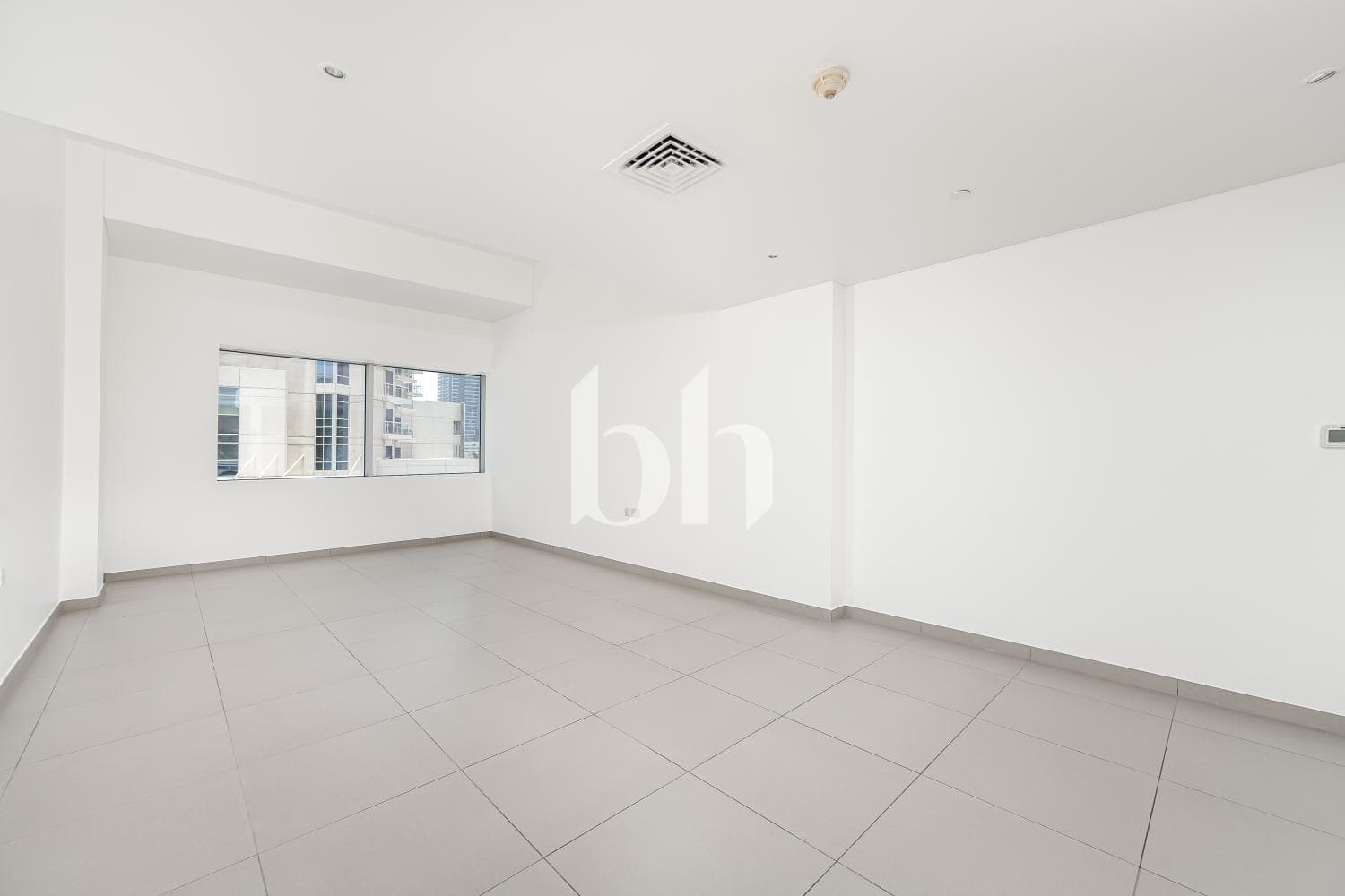 Studio Apartment in Ariyana Tower