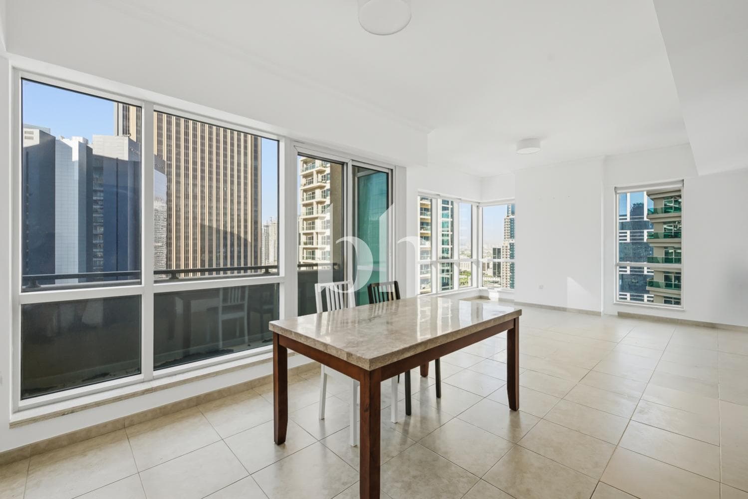 1 Bedroom Apartment in Al Majara 1 - photo 1