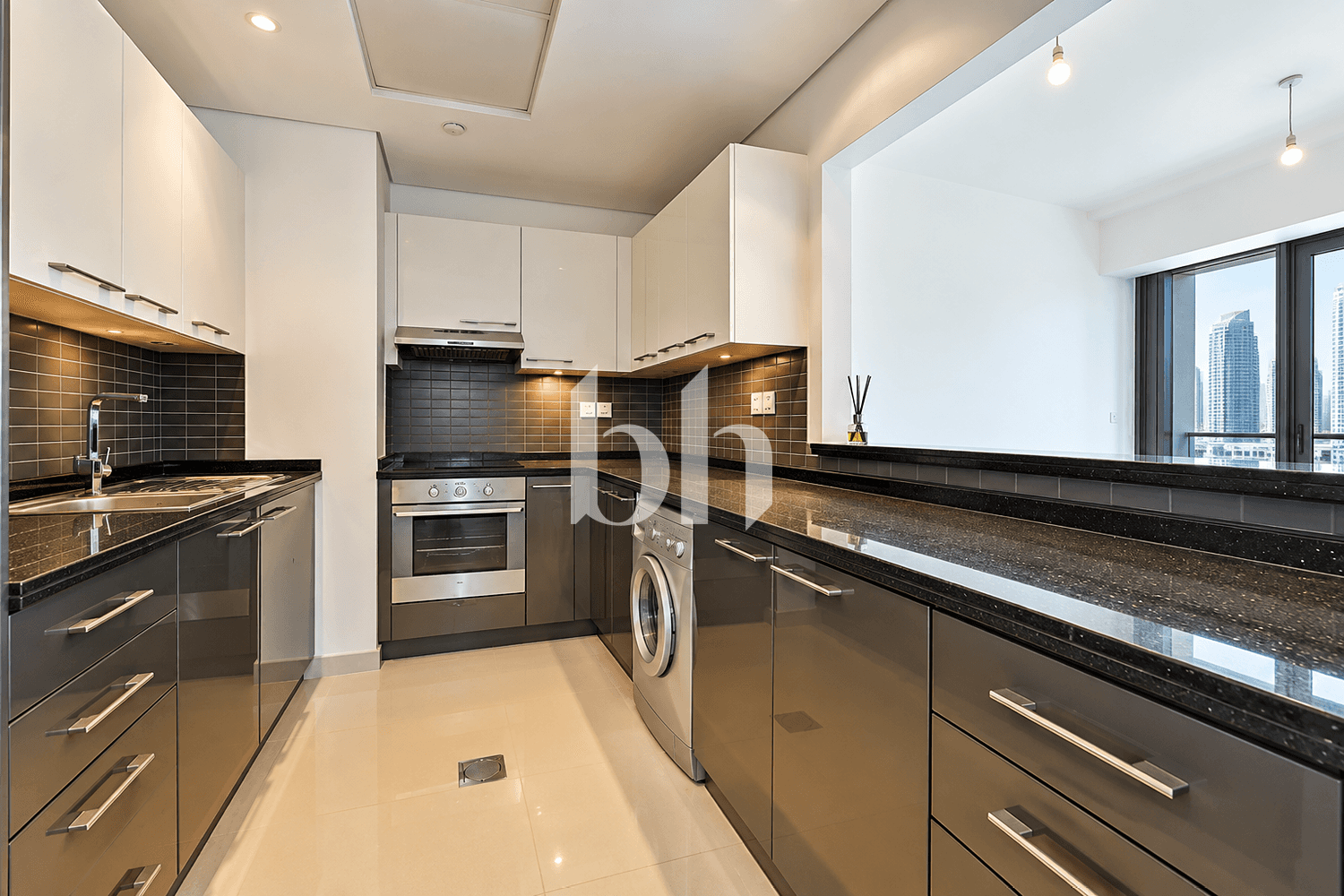2 Bedroom Apartment in Silverene Tower A - photo 2
