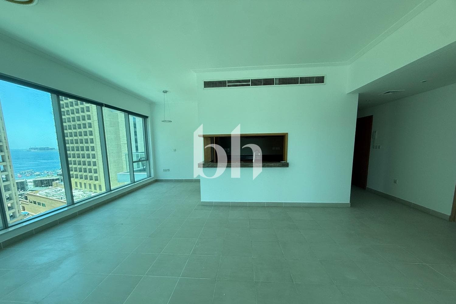 1 Bedroom Apartment in Shemara Tower
