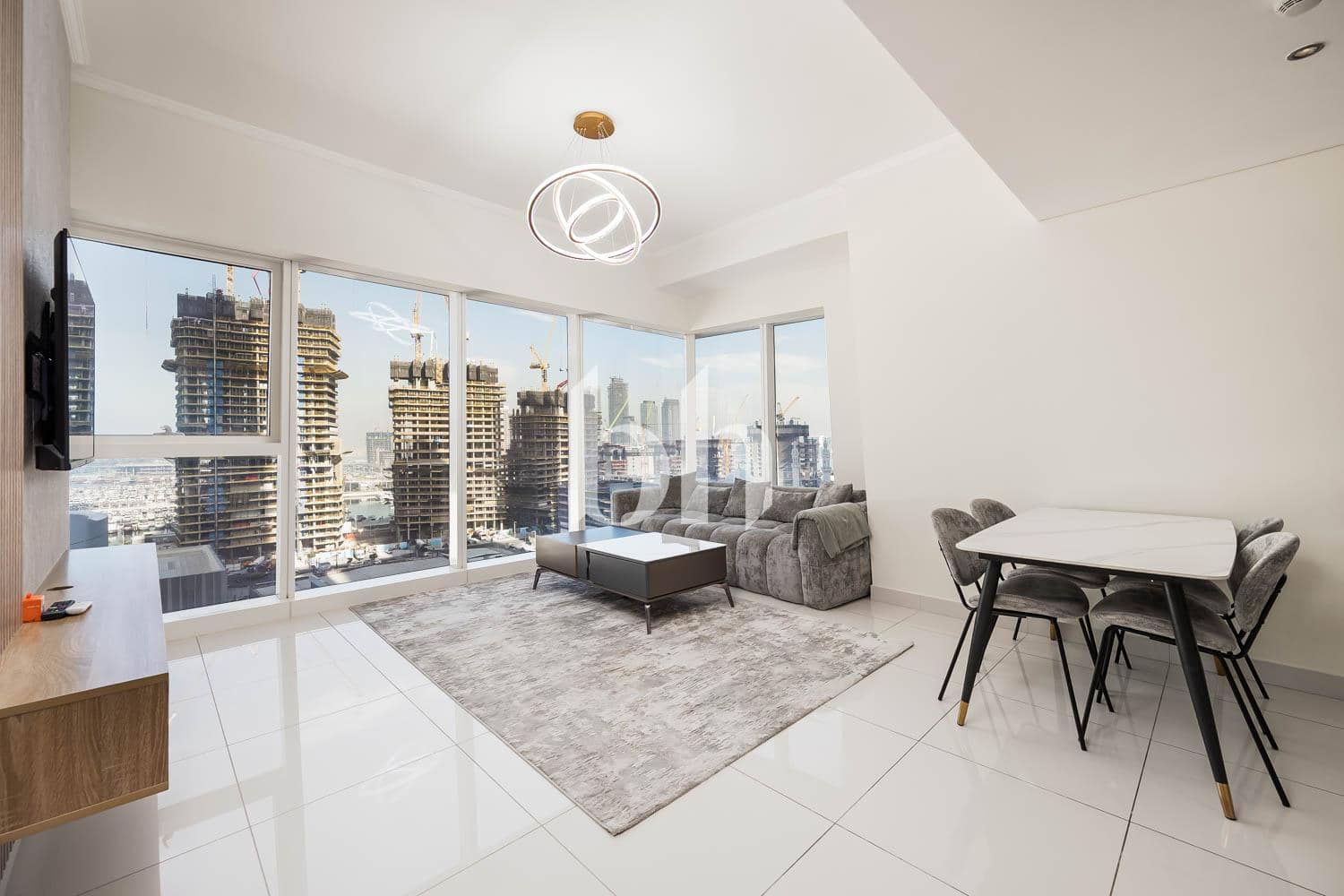 2 Bedroom Apartment in Damac Heights - photo 1