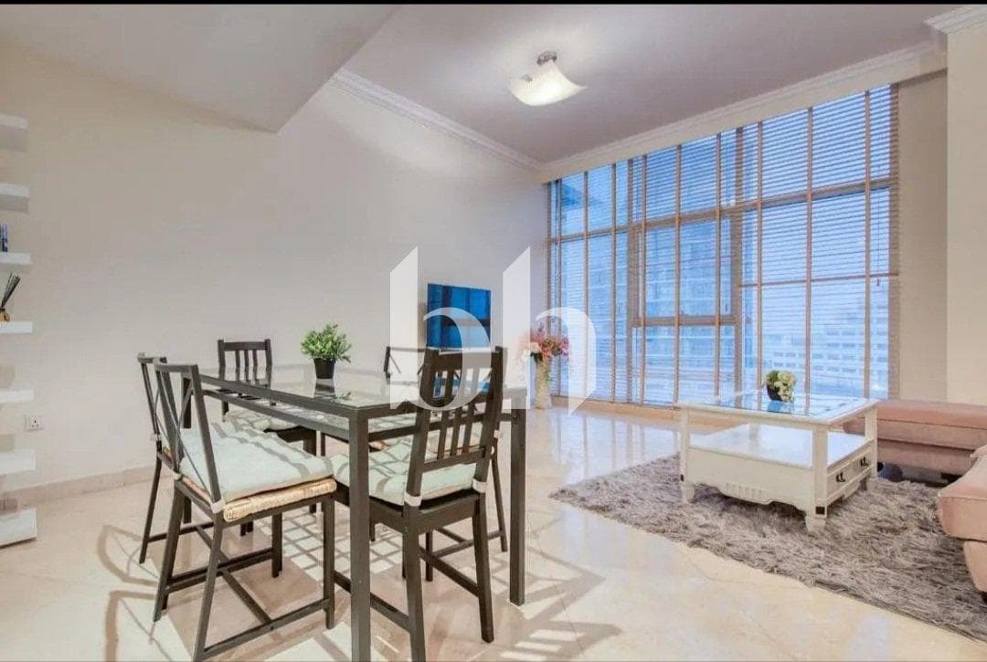 2 Bedroom Apartment in Dorra Bay - photo 2