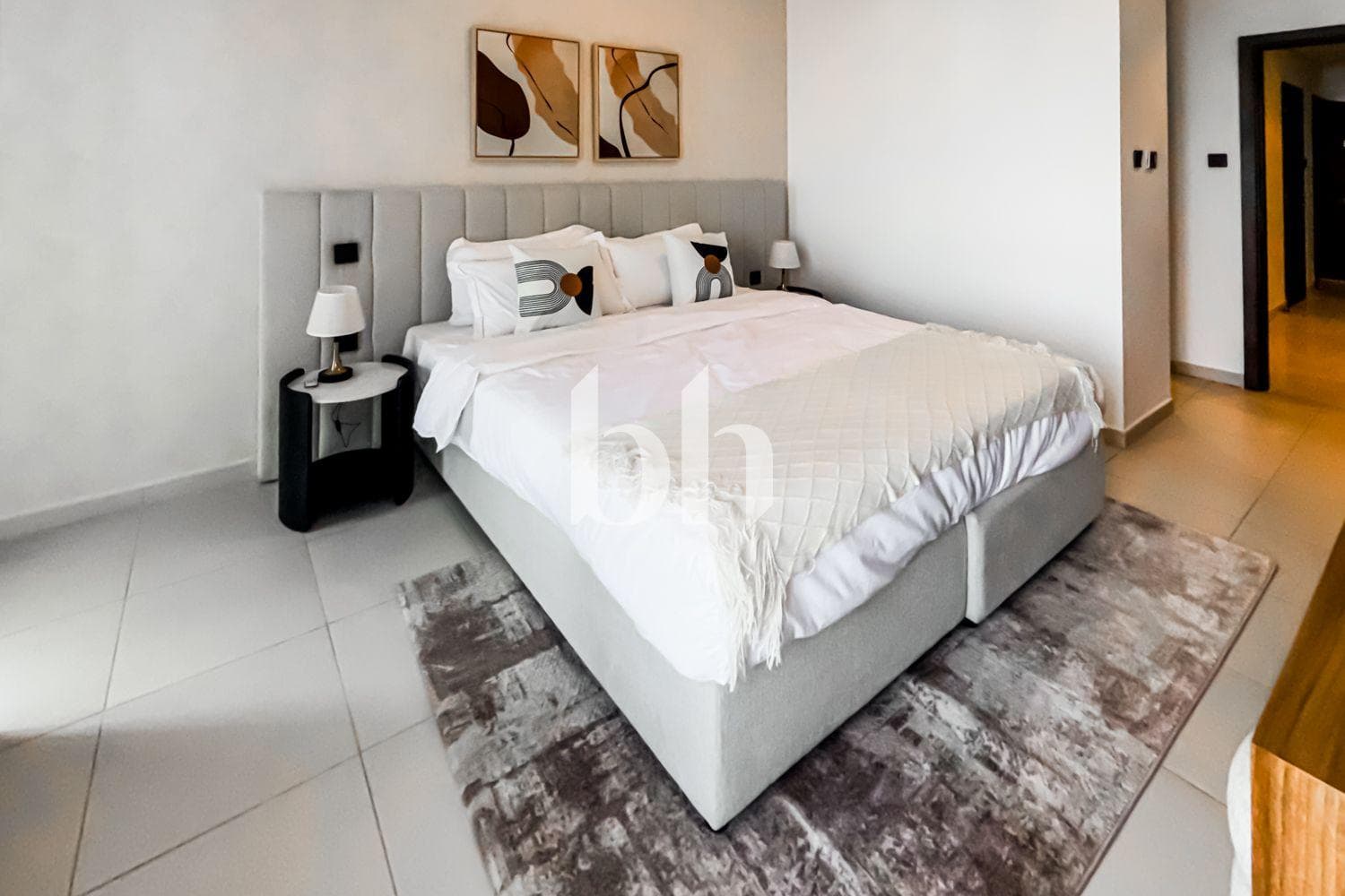 2 Bedroom Apartment in Cayan Tower - photo 2