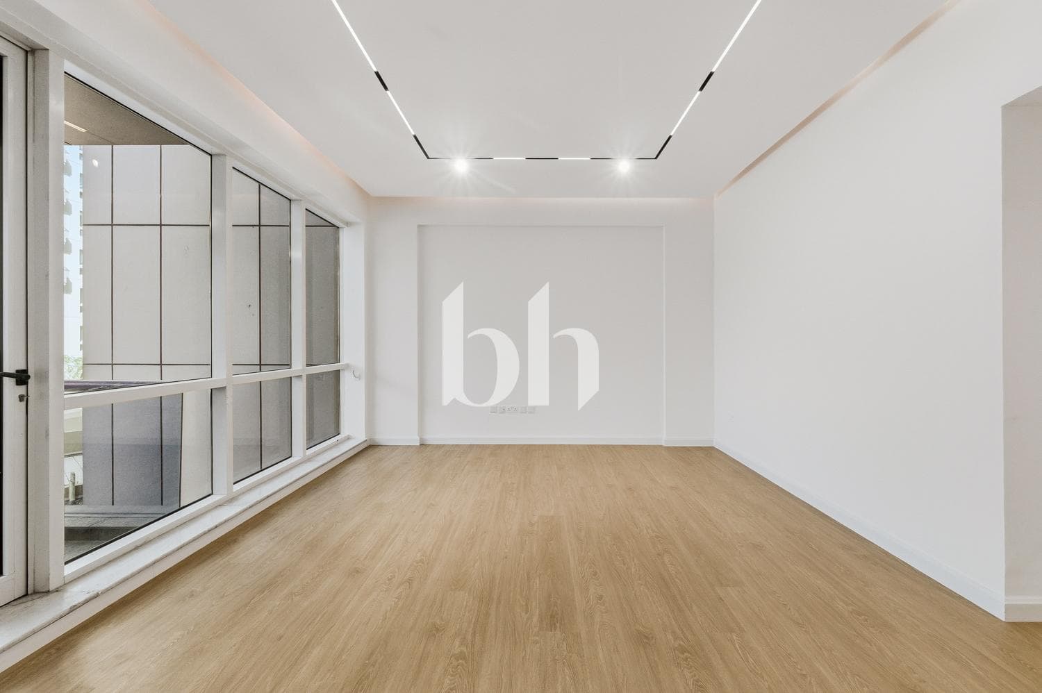2 Bedroom Apartment in Ary Marina View Tower - photo 2