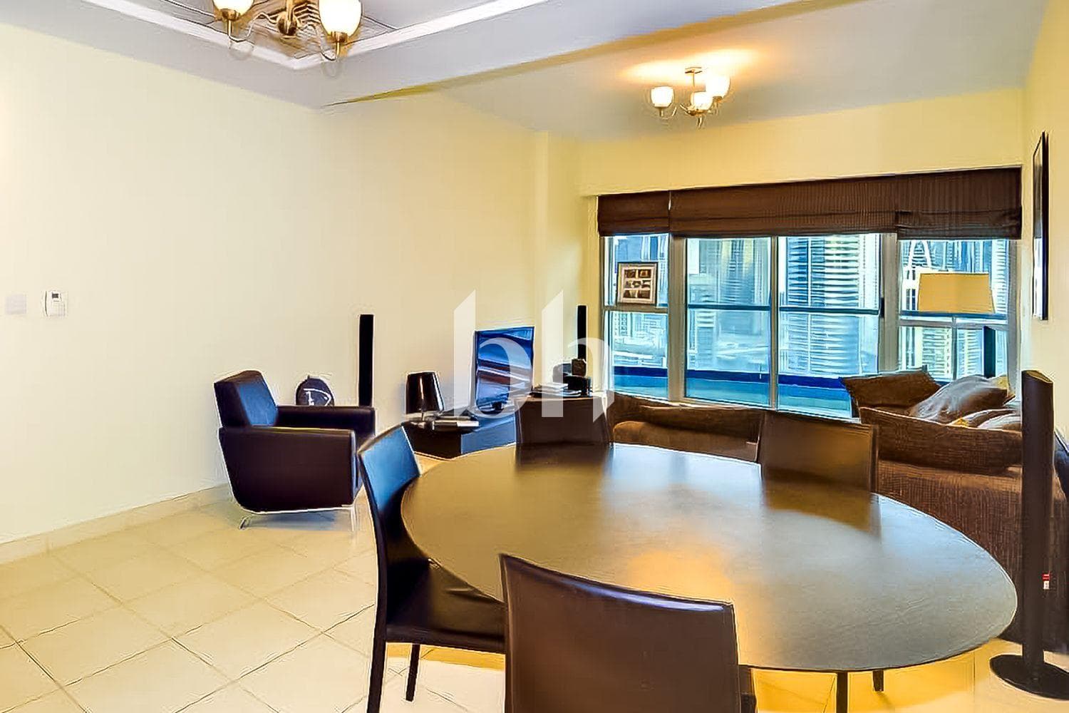 2 Bedroom Apartment in The Point - photo 2