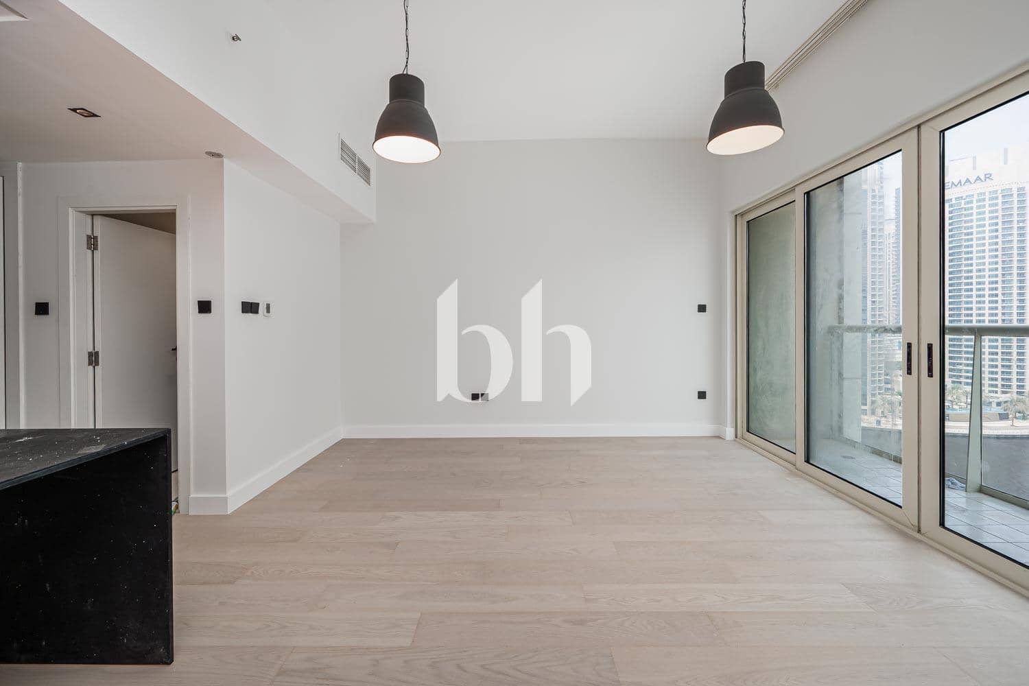 1 Bedroom Apartment in Marina View Tower A - photo 1