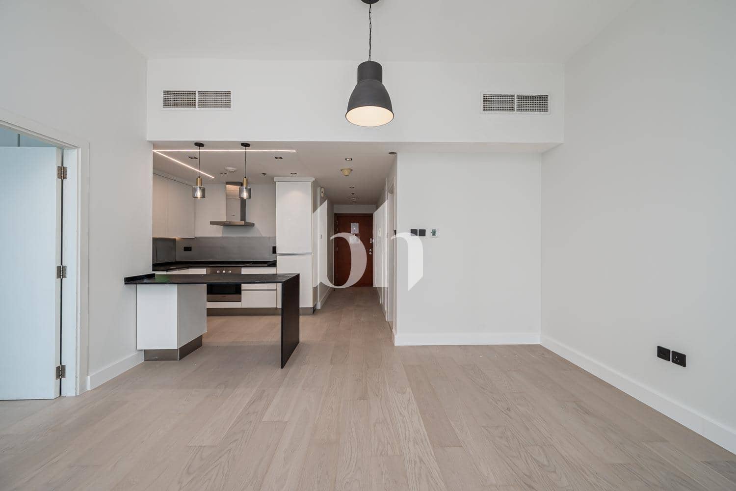 1 Bedroom Apartment in Marina View Tower A - photo 2