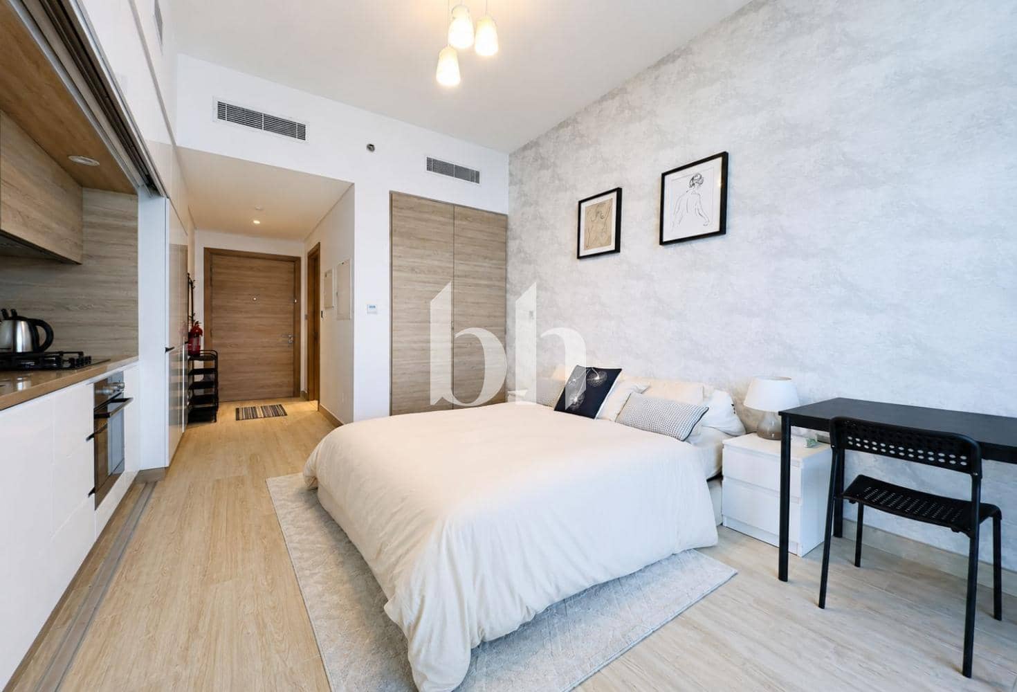 Studio Apartment in Studio One - photo 1