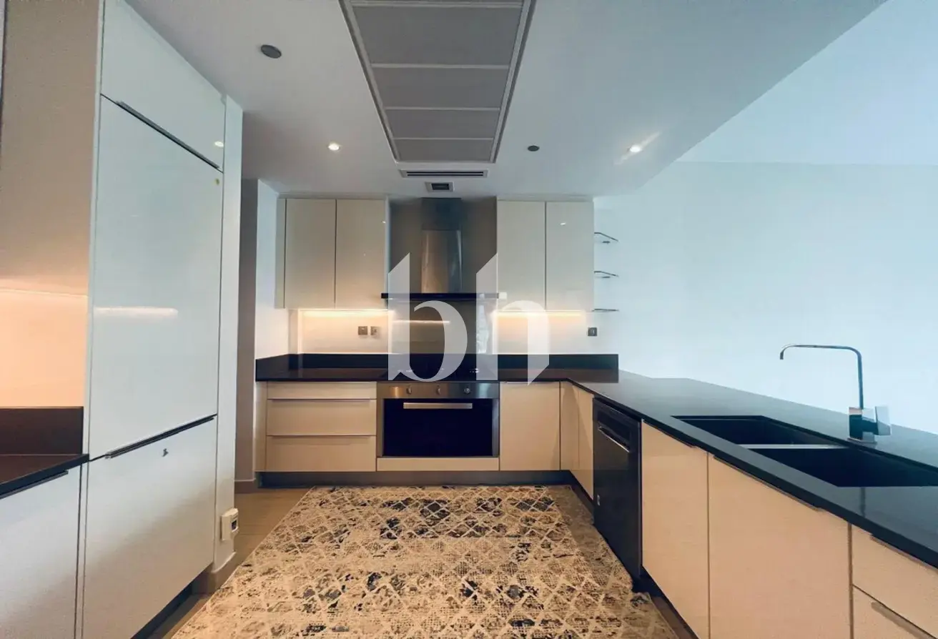 3 Bedroom Apartment in Marina Gate 1 - photo 1