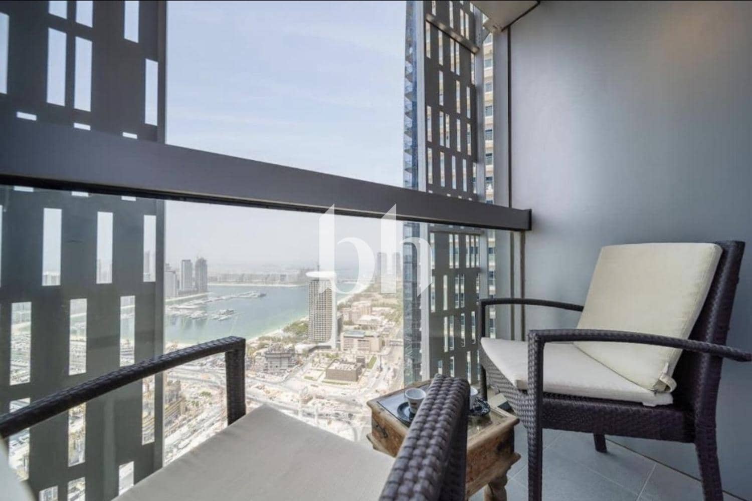 1 Bedroom Apartment in Cayan Tower - photo 2