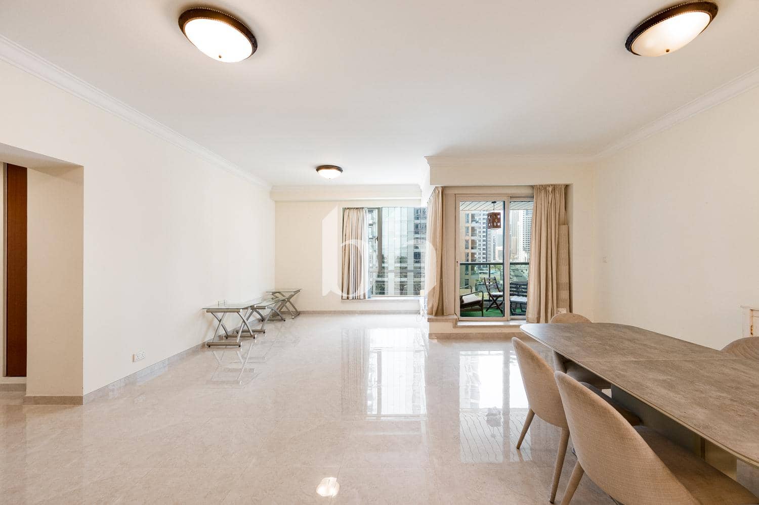2 Bedroom Apartment in Al Yass Tower - photo 2
