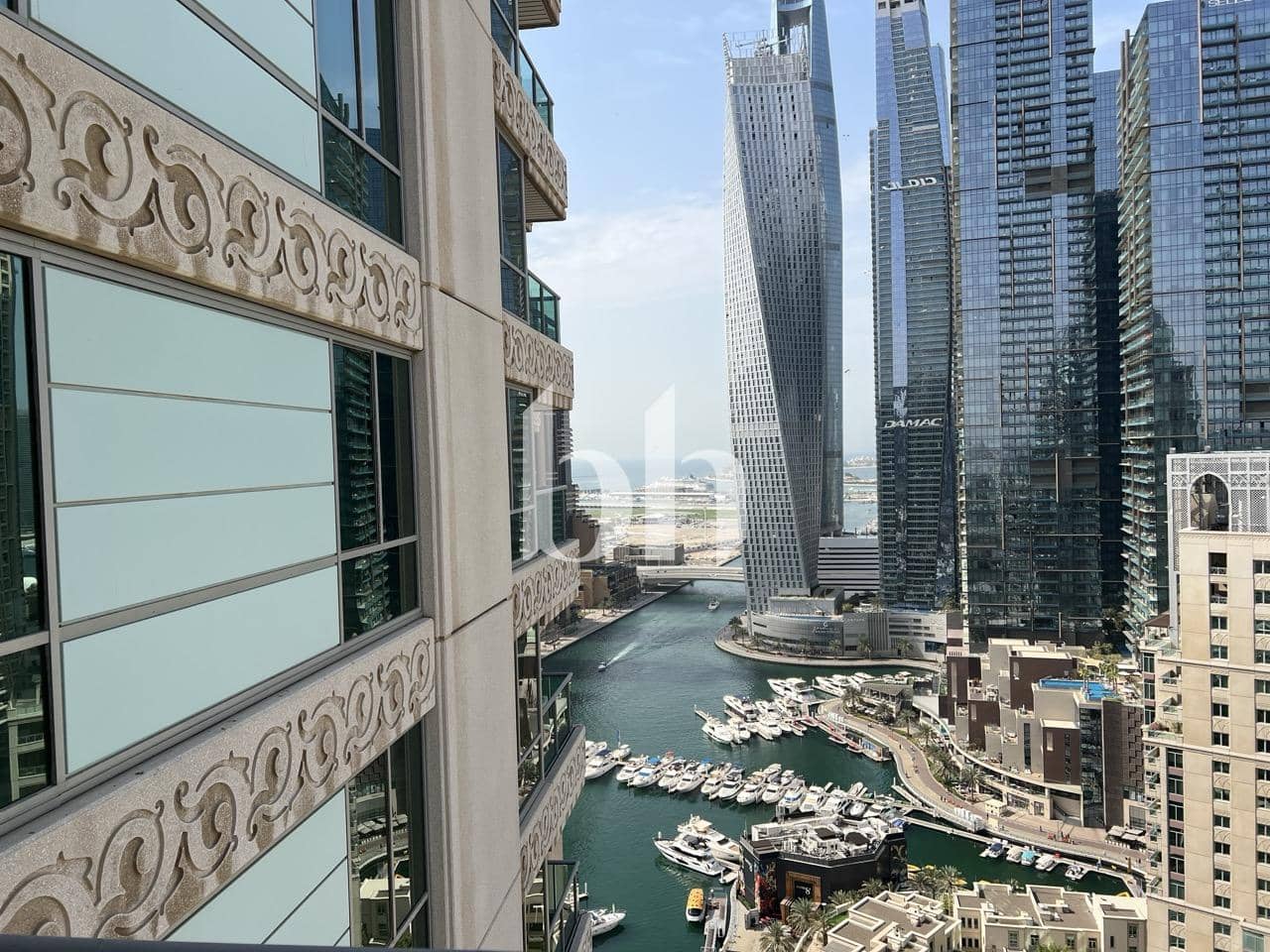 3 Bedroom Apartment in Al Mesk Tower - photo 2