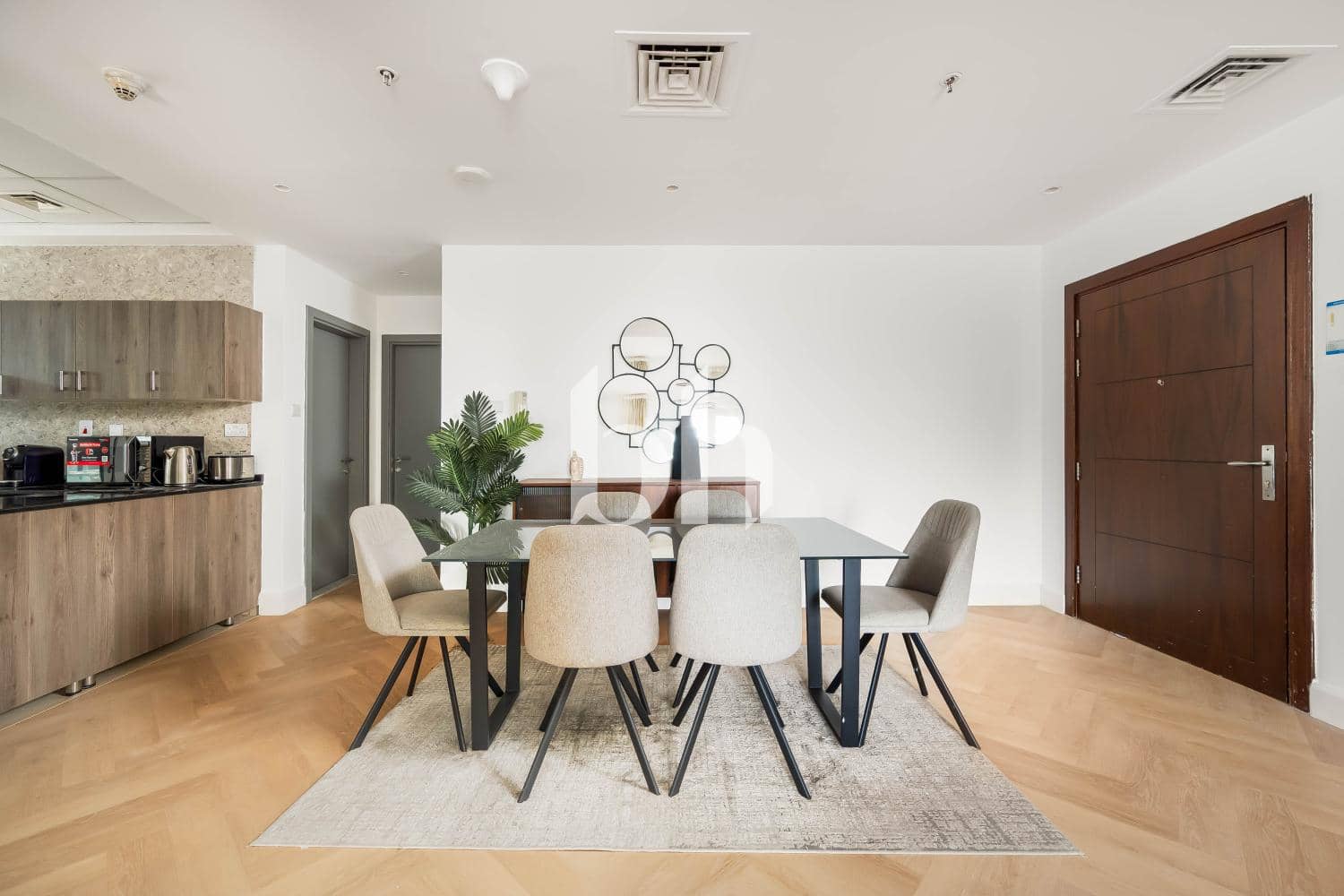 2 Bedroom Apartment in Sulafa Tower - photo 2