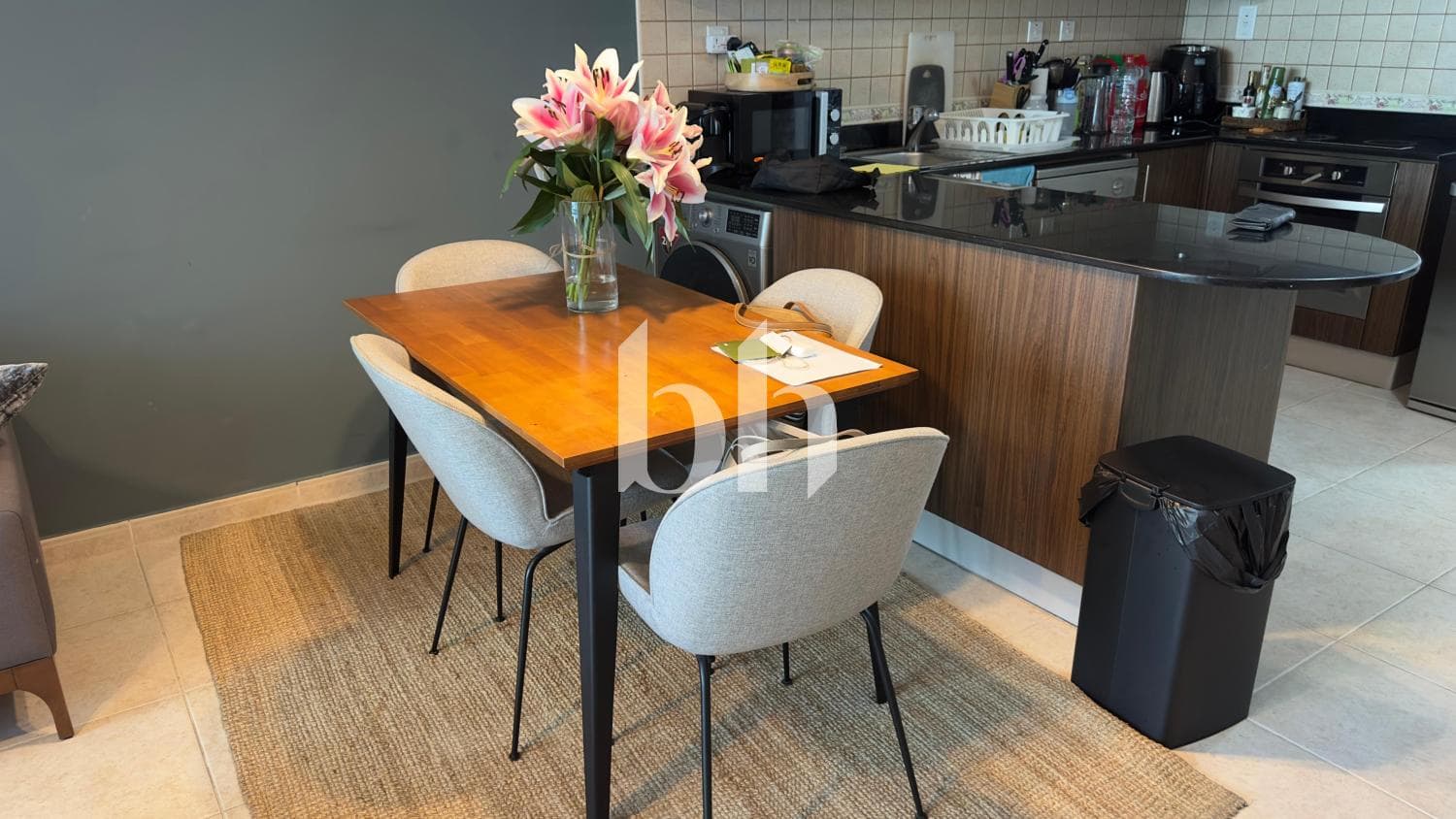 1 Bedroom Apartment in Elite Residence - photo 2