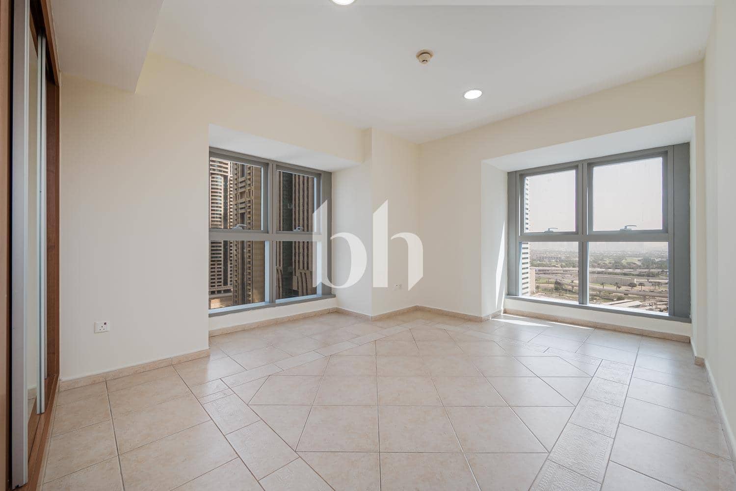 2 Bedroom Apartment in Princess Tower - photo 2