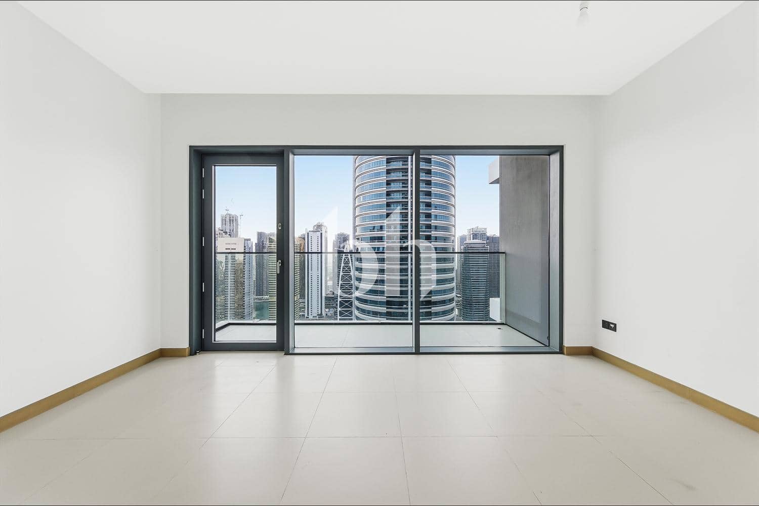 2 Bedroom Apartment in Vida Residences Dubai Marina - photo 2