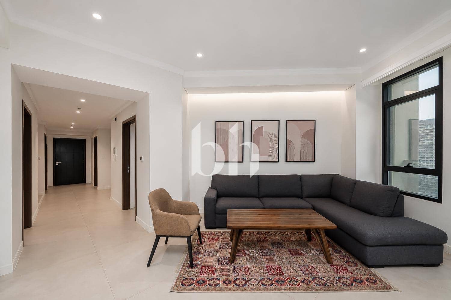 2 Bedroom Apartment in Marina Crown - photo 2