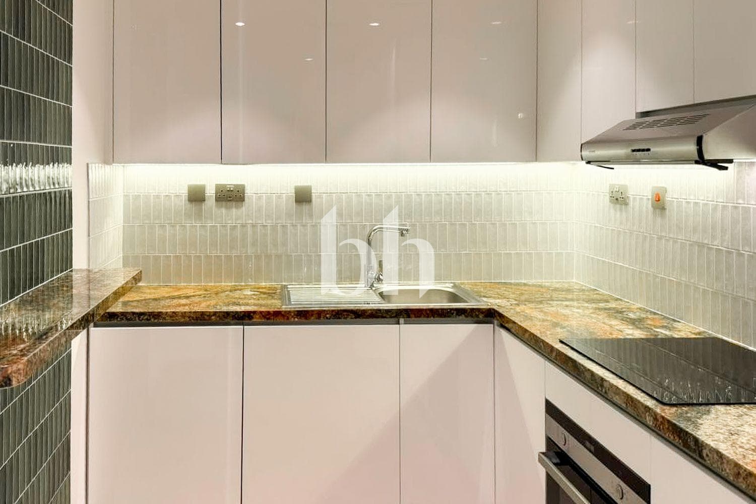 1 Bedroom Apartment in Marina Heights - photo 1