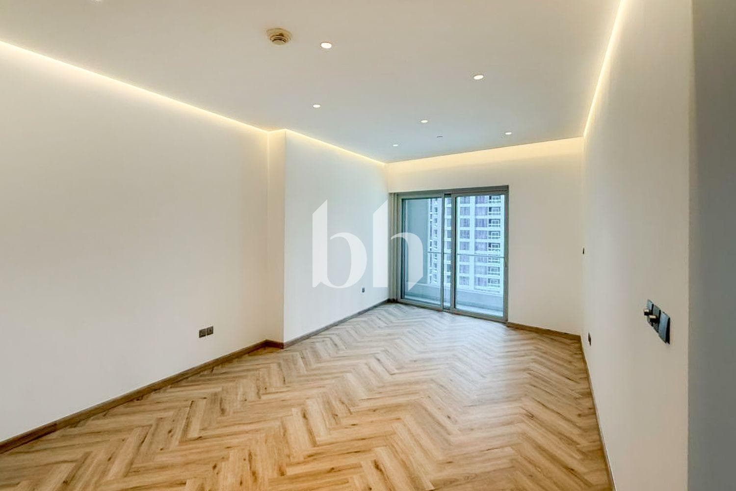 1 Bedroom Apartment in Marina Heights - photo 2