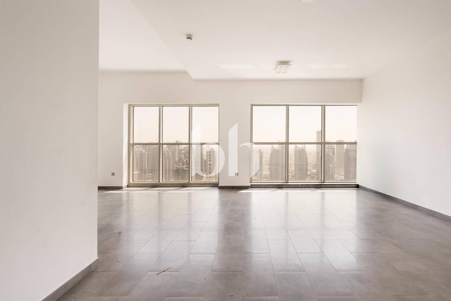 3 Bedroom Apartment in JAM Marina Residence - photo 2