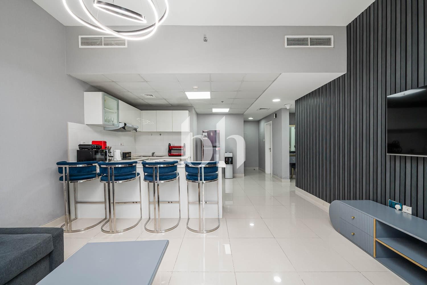 2 Bedroom Apartment in Marina Wharf 2 - photo 2