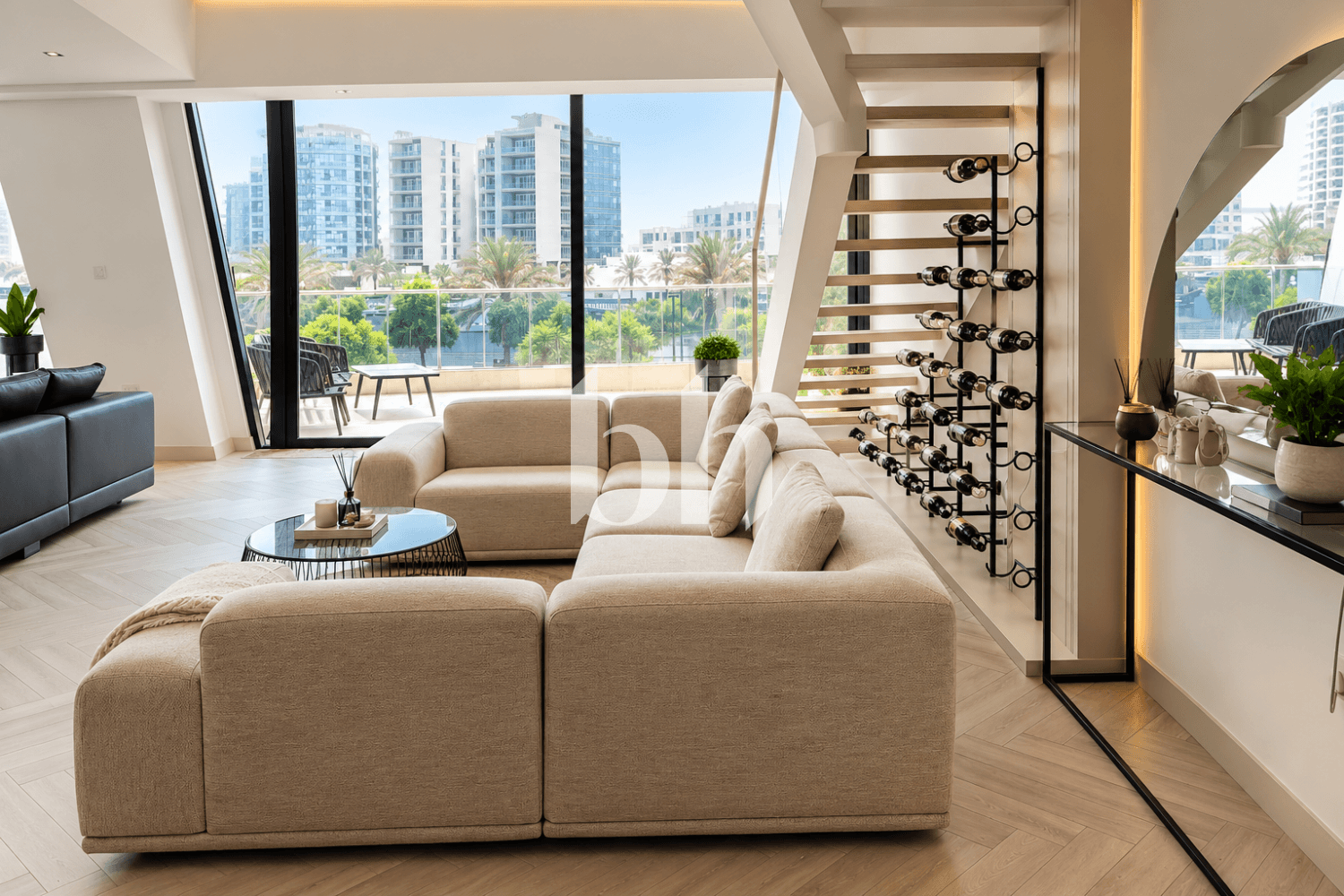 4 Bedroom Apartment in The Jewel Tower A - photo 1
