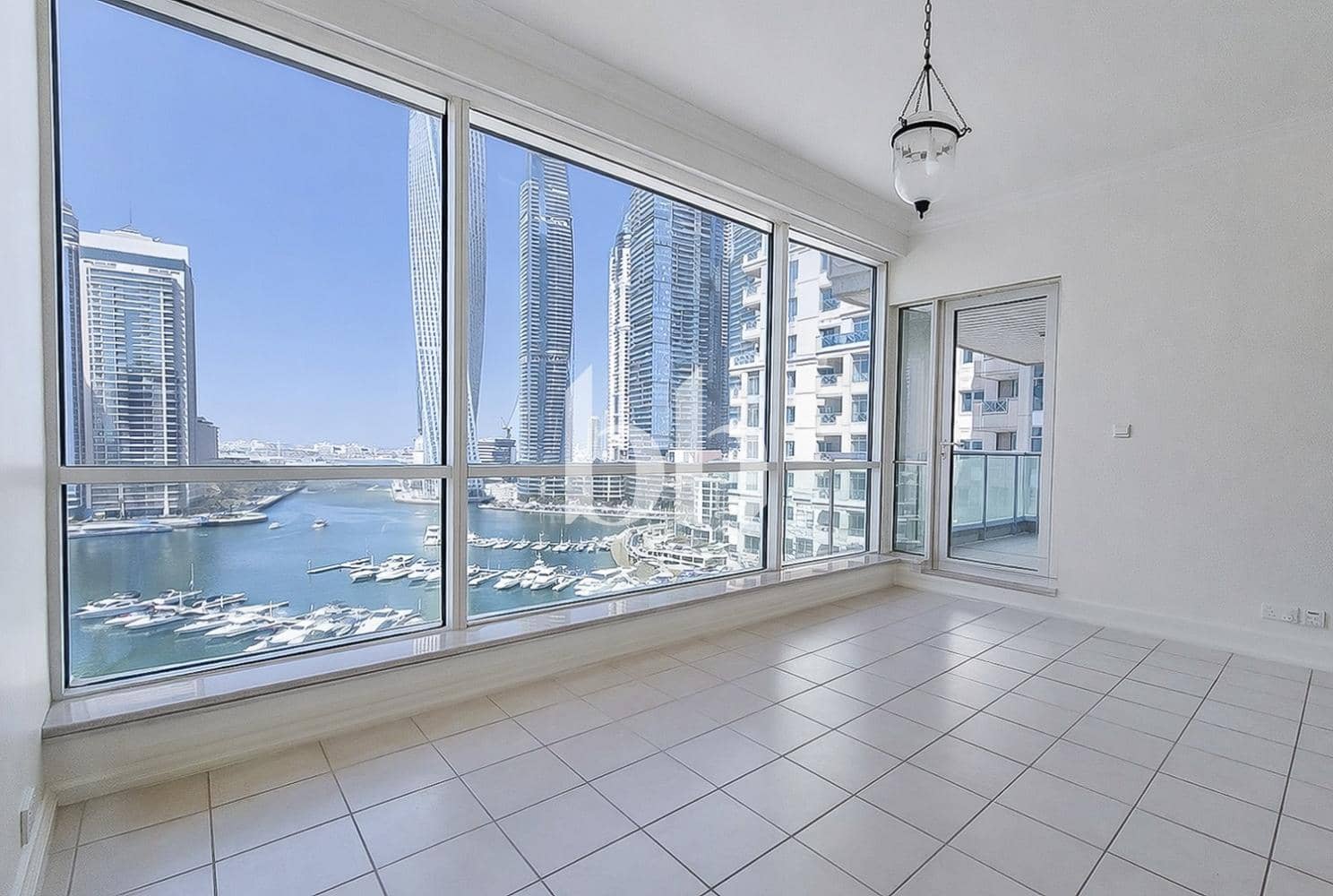 2 Bedroom Apartment in Al Yass Tower - photo 2