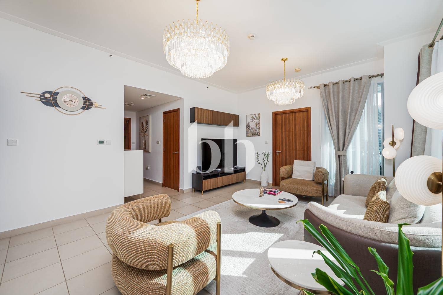 1 Bedroom Apartment in Shemara Tower - photo 2
