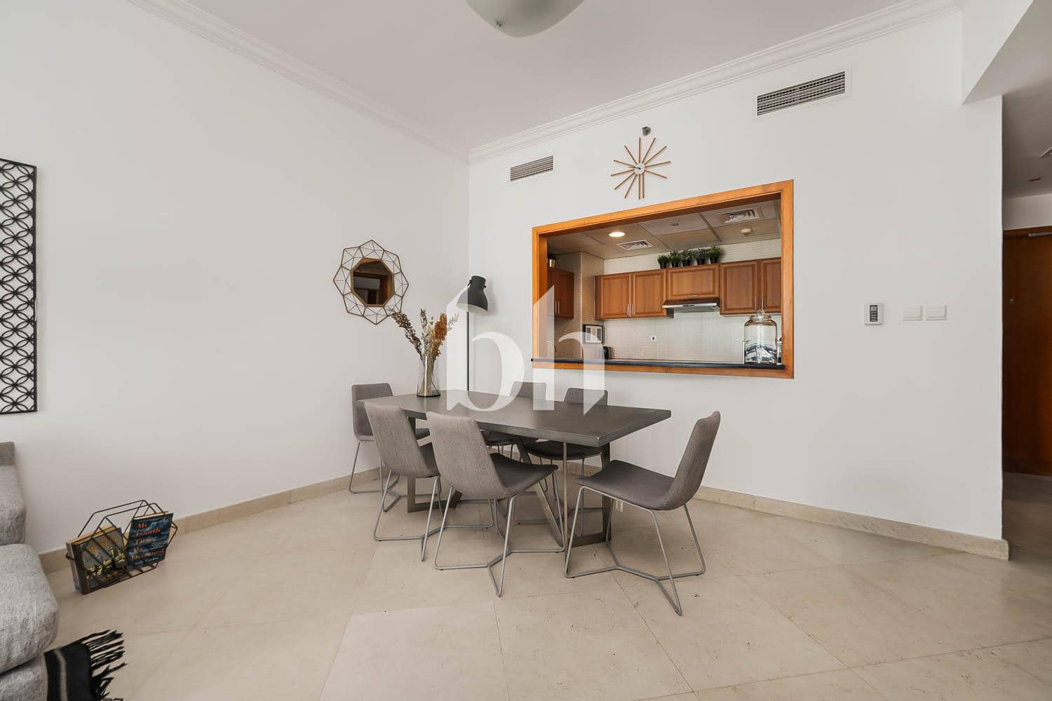 3 Bedroom Apartment in Dorra Bay - photo 2