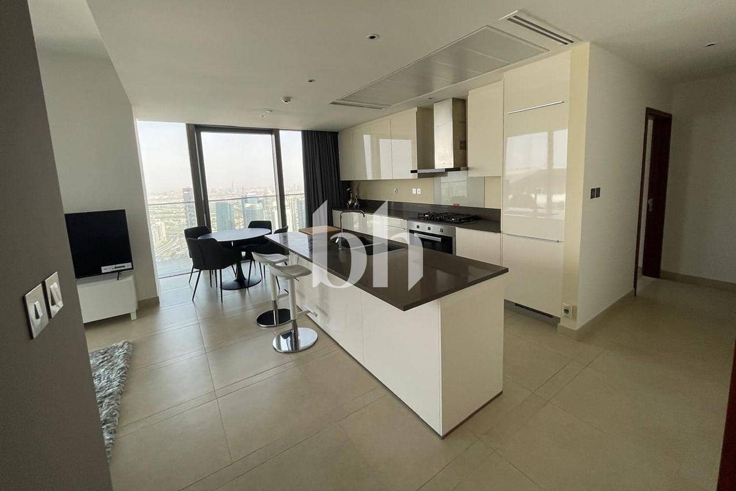 2 Bedroom Apartment in Marina Gate 2 - photo 2