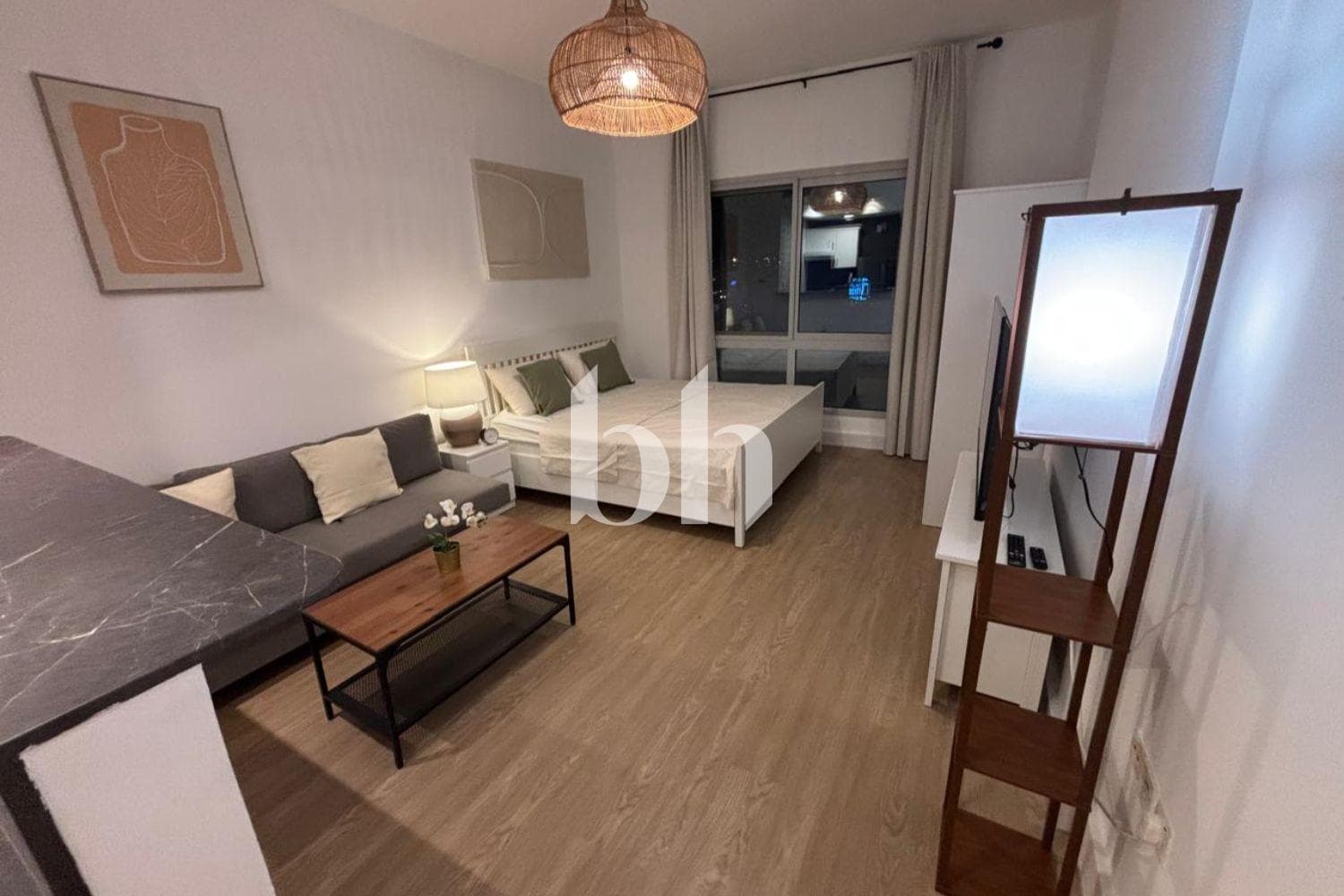 Studio Apartment in Marina Diamond 1