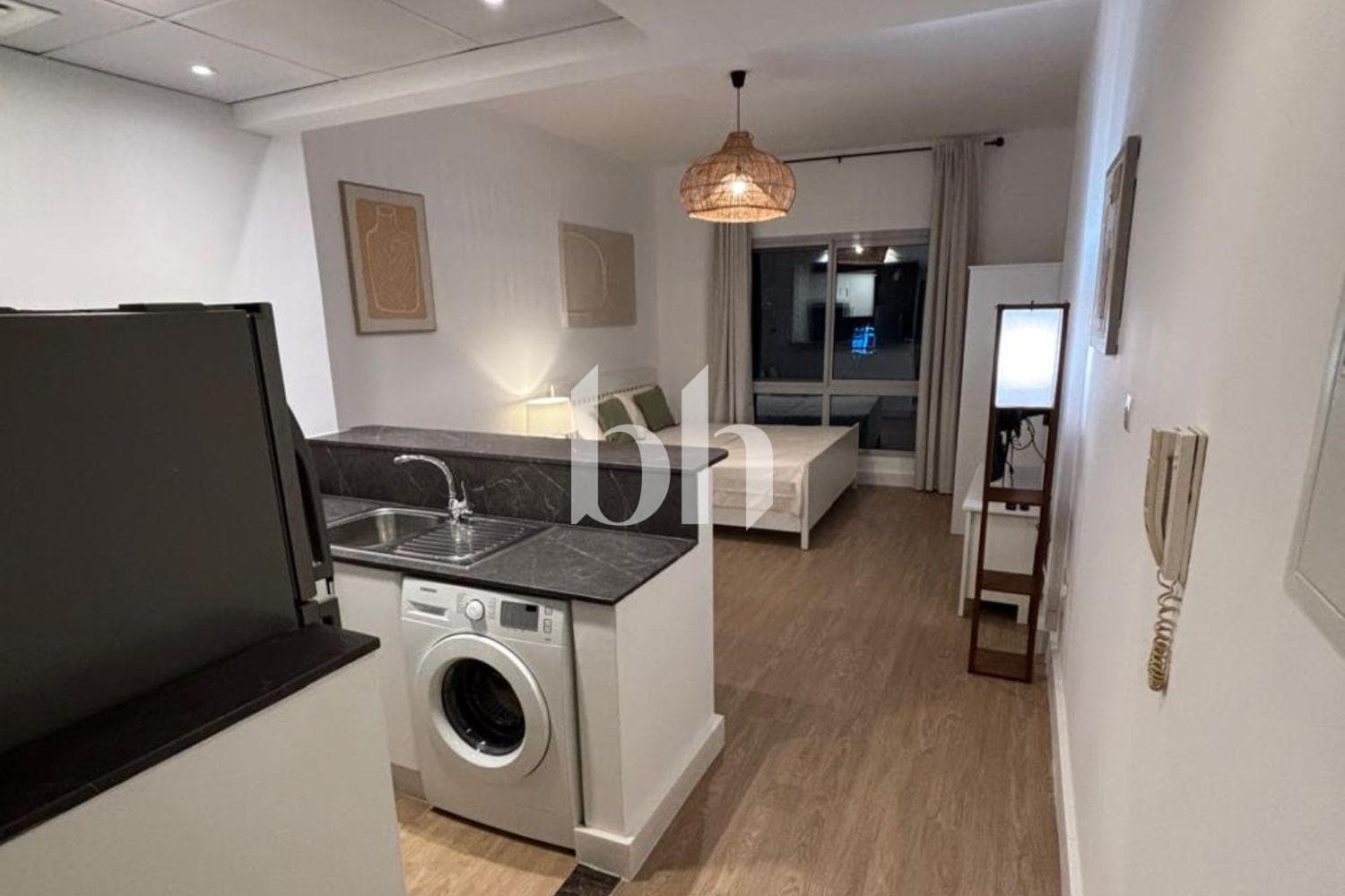 Studio Apartment in Marina Diamond 1 - photo 2