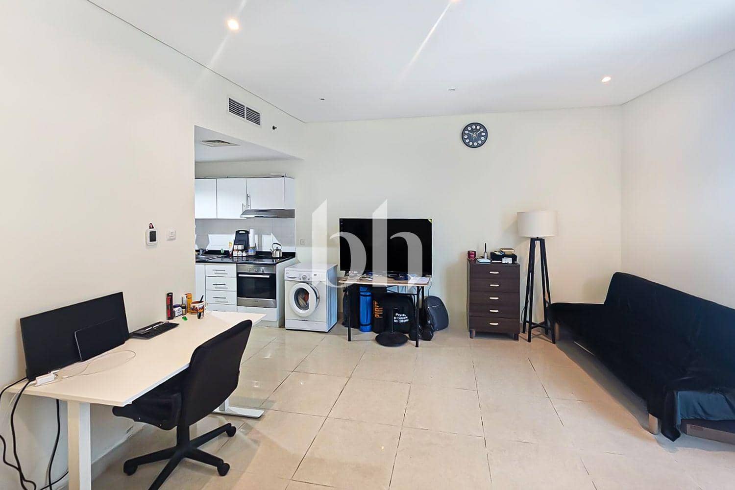 Studio Apartment in Yacht Bay - photo 2