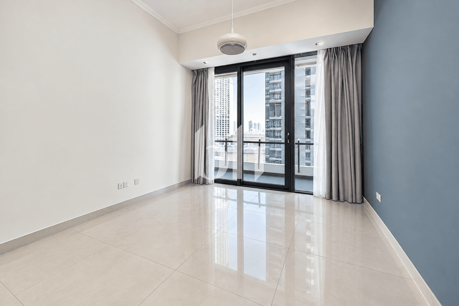 2 Bedroom Apartment in Silverene Tower B - photo 2