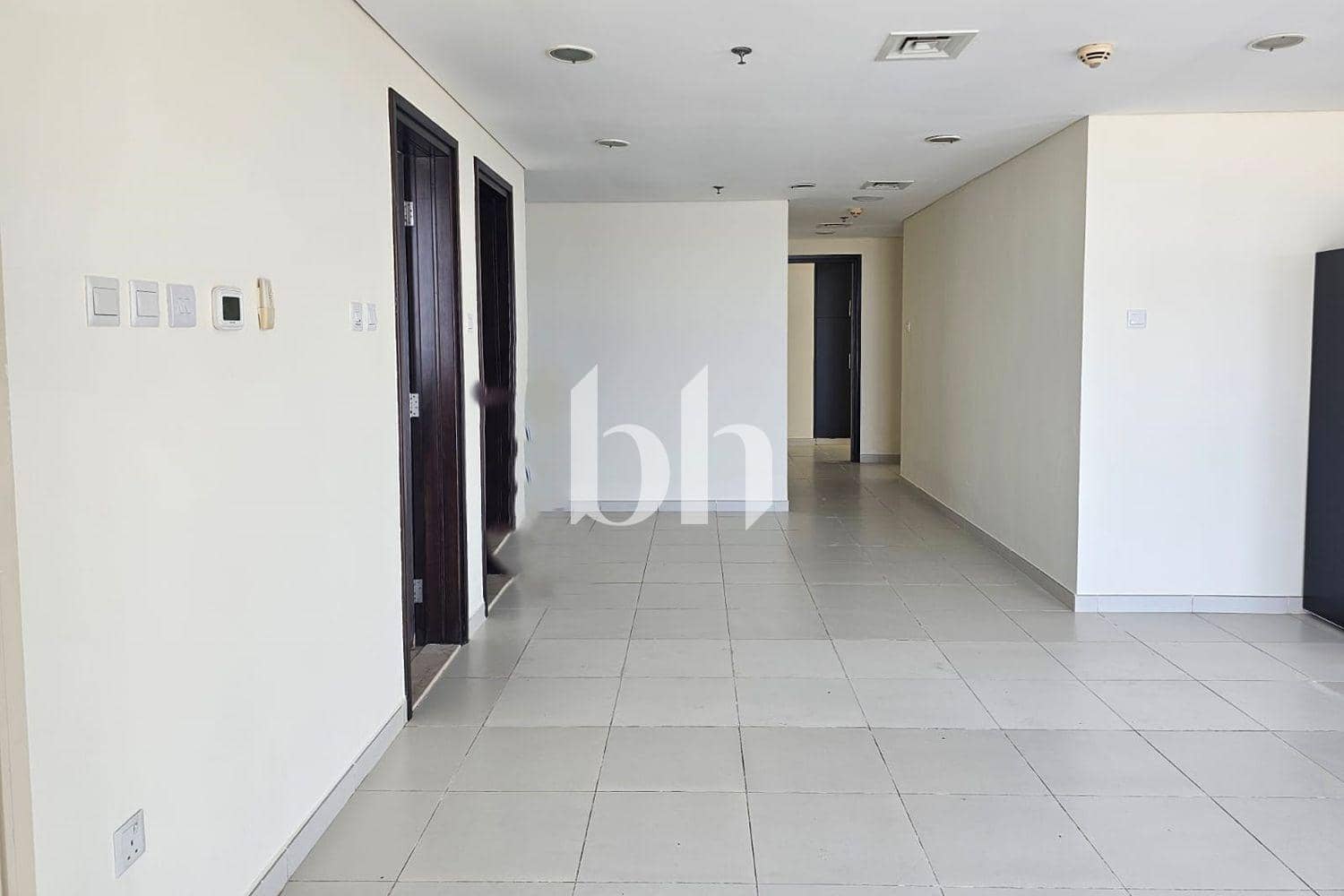2 Bedroom Apartment in The Royal Oceanic - photo 2