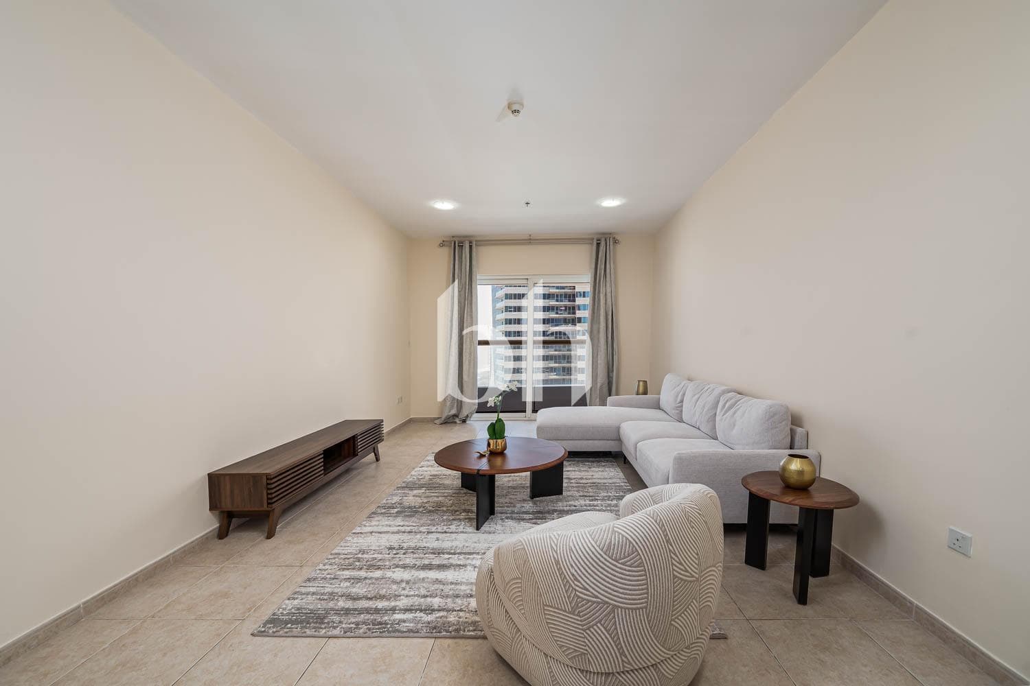 1 Bedroom Apartment in Elite Residence - photo 1