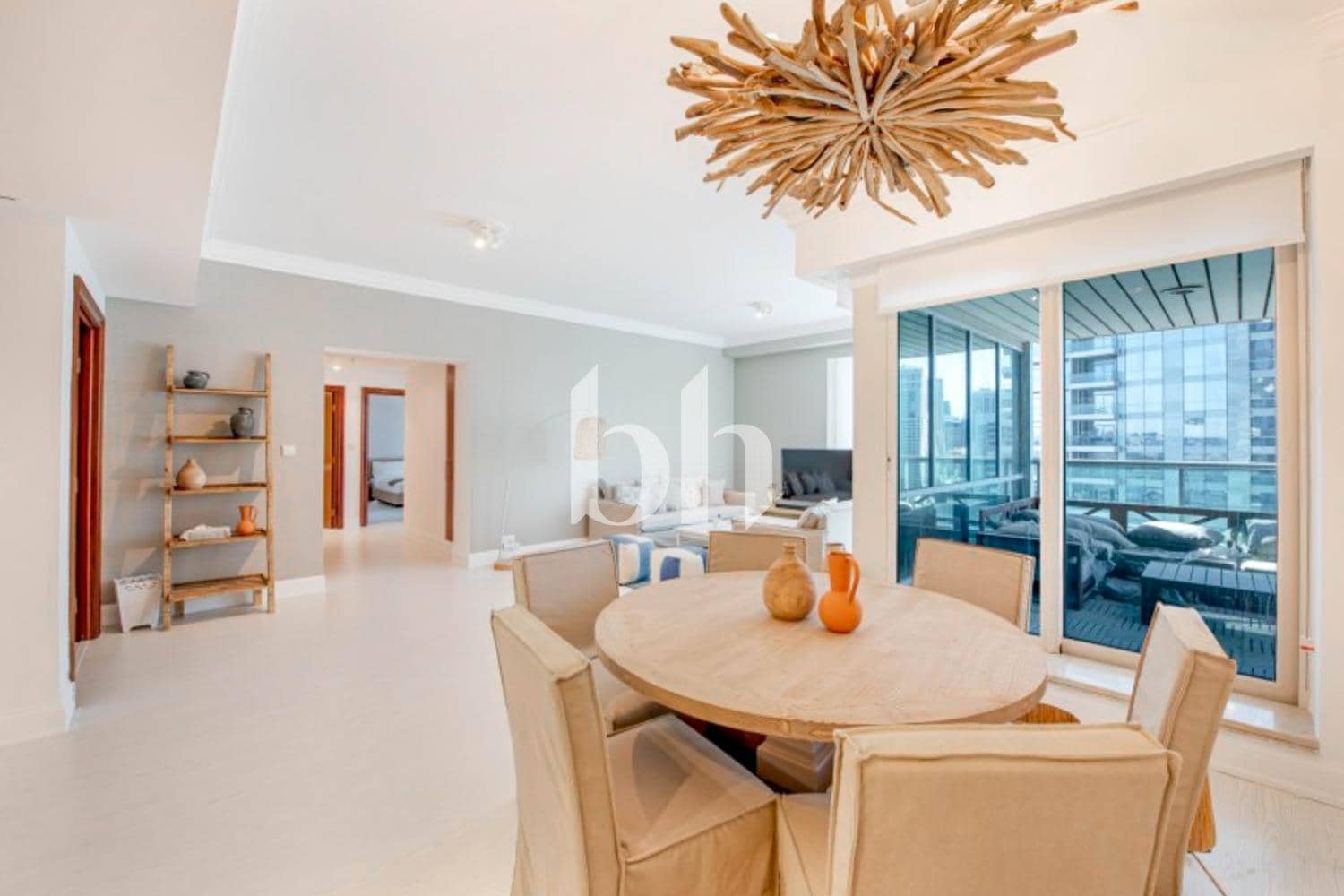 2 Bedroom Apartment in Al Yass Tower - photo 2