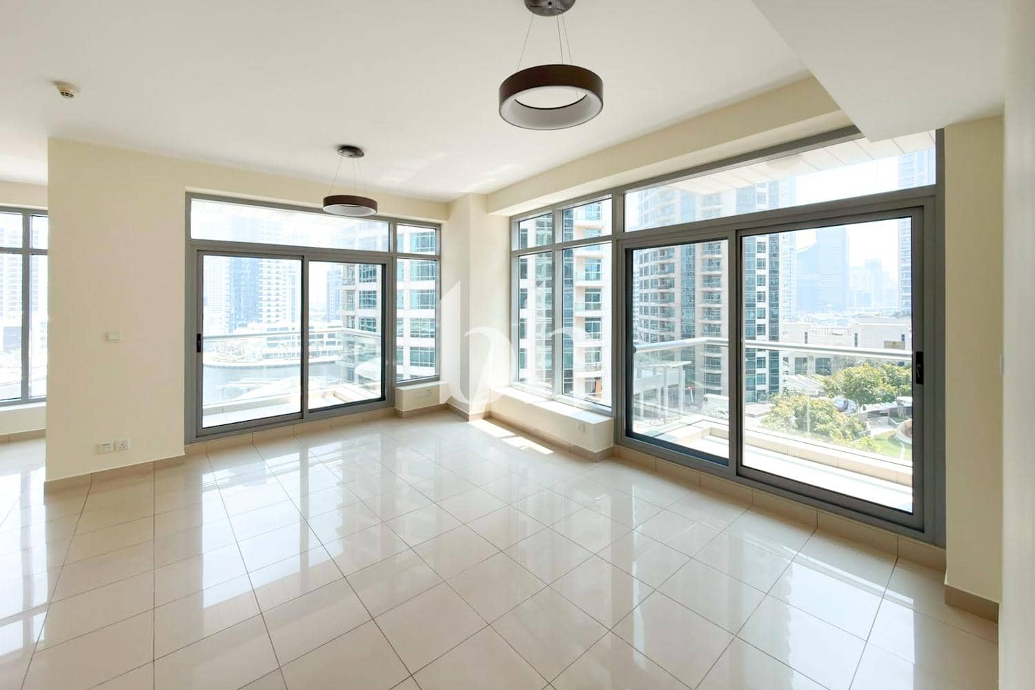 2 Bedroom Apartment in Blakely Tower - photo 1