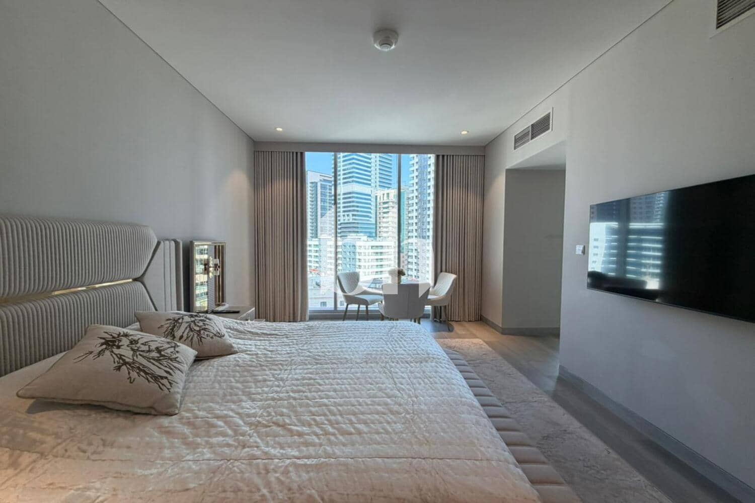 Studio Apartment in Marina Star