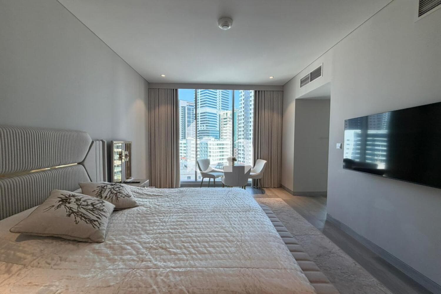 Studio Apartment in Marina Star